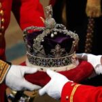 Petição pede devolução de diamante do cetro da rainha Elizabeth à África do Sul