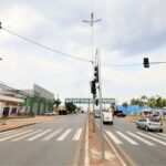 Semob implanta semáforo acionado por botoeira na Avenida Fernando Corrêa