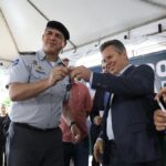 Governo de Mato Grosso entrega armas e viaturas para a Polícia Militar