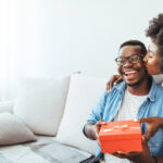 Pequenas empresas devem movimentar R$ 52 milhões no Dia dos Namorados, aponta pesquisa do Sebrae/MT