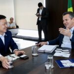 Governador estreita parceria para trazer investimentos de empresa chinesa a MT