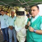 Secretaria de Agricultura, Trabalho e Desenvolvimento Econômico estimula o fortalecimento da Apicultura com entrega de kits a novos produtores