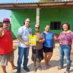 Prefeitura de Cuiabá entrega títulos definitivos de propriedade em oito bairros