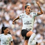 Corinthians leva brasileiro de futebol feminino pela 5ª vez