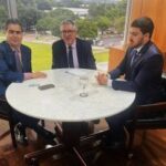 Em Brasília, prefeito Emanuel Pinheiro busca cadastrar projeto do VLT no PAC