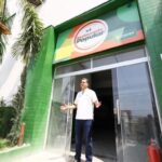 Prefeito Emanuel Pinheiro garante climatização de escola municipal e melhorias no Restaurante Popular