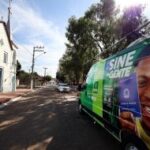 Van do Sine da Gente leva oportunidades de emprego à comunidade do Distrito da Guia