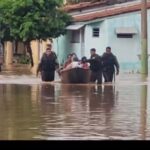 ALMT auxilia com produtos de limpeza às famílias atingidas pela chuva em Cáceres