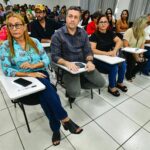 Estudantes e profissionais da educação se unem para sensibilizar a comunidade sobre o combate ao mosquito Aedes aegypti