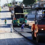 Prefeitura de Cuiabá executa obra de recapeamento em trecho da Avenida do CPA