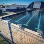 Colégio entregue pelo Governo de MT possui identificação dos espaços em Braile e piscina semiolímpica