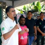 Prefeito lança obra de pavimentação do Vila Rosa