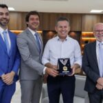 Governador é homenageado com medalha da Associação Nacional dos Procuradores