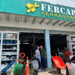 Loja de ferragens de Cuiabá fecha parceria internacional com crédito da linha Empresarial da Desenvolve MT