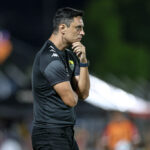 Após eliminação na Copa do Brasil, Bernardo Franco é demitido do Cuiabá