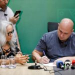 Prefeito e secretária pedem apoio da a população no enfrentamento contra dengue