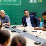 Prefeito reitera compromisso com regularização fundiária e moradia popular