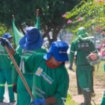 Serviços Públicos abriu a semana com limpeza simultânea em oito bairros