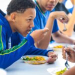 Governo de Mato Grosso reforça investimentos na alimentação escolar em 2025