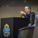 Governo acolhe proposta do TCE e limita descontos a 35% nos consignados