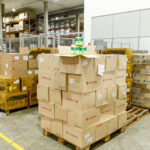 Chegada de nova carga de medicamentos reforça abastecimento em Cuiabá