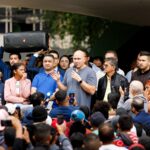 Prefeito apresenta plano de ação para moradores do Contorno Leste