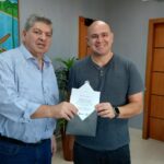 Prefeito recebe conselheiro Guilherme Maluf para tratar do balanço contas
