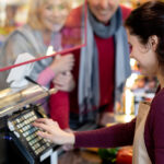 Cesta básica segue em queda e atinge valor mais baixo em cinco meses