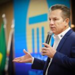 Governador destaca papel do Poder Público no desenvolvimento socioeconômico das cidades, em MBA do TCE-MT