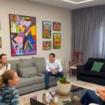 Prefeita Flávia Moretti e deputado Eduardo Botelho discutem recursos para Várzea Grande