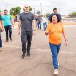 Prefeito, secretário e vereadora visitam obras da Praça do Pedra 90