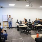 TCE-MT capacita servidores para fiscalização de custos de obras públicas