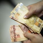 Governo confirma salário mínimo de R$ 1.621 em 2026