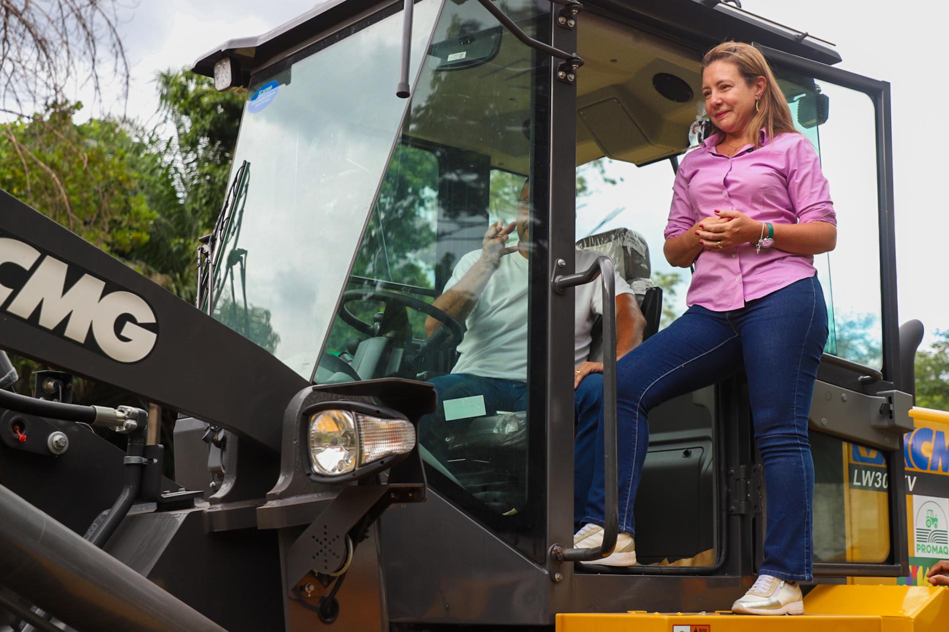 Várzea Grande recebe maquinário do MAPA para fortalecimento da Agricultura Familiar