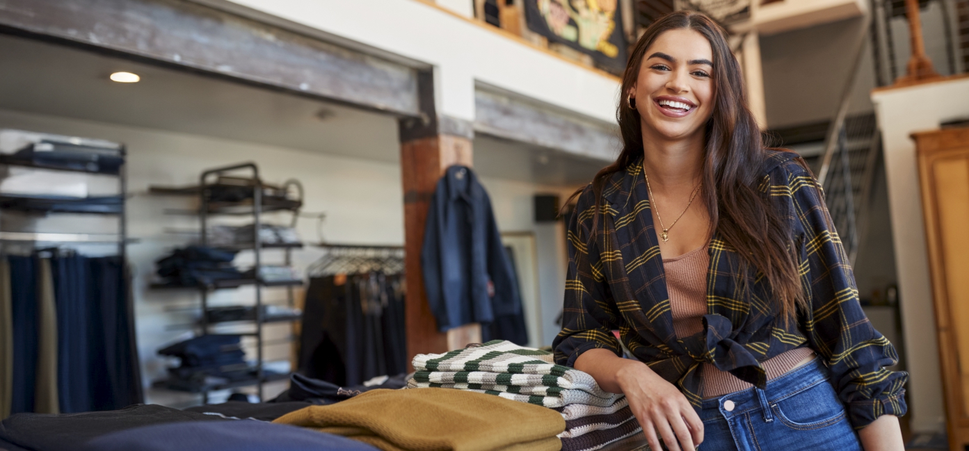 Geração de emprego em Mato Grosso impulsiona comércio e serviços em 2025