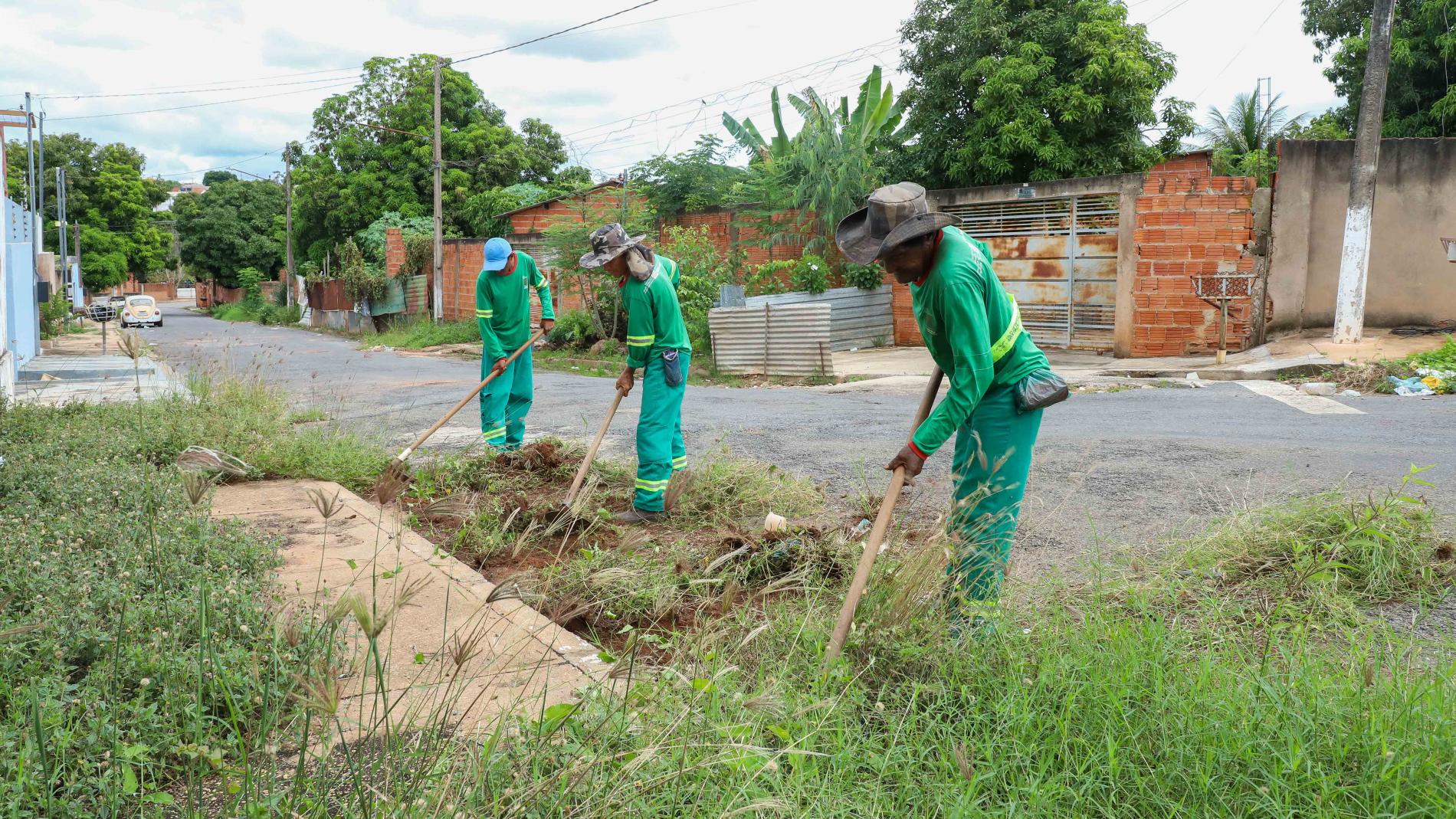 Força-tarefa urbana movimenta Várzea Grande e leva limpeza e manutenção a dezenas de pontos da cidade