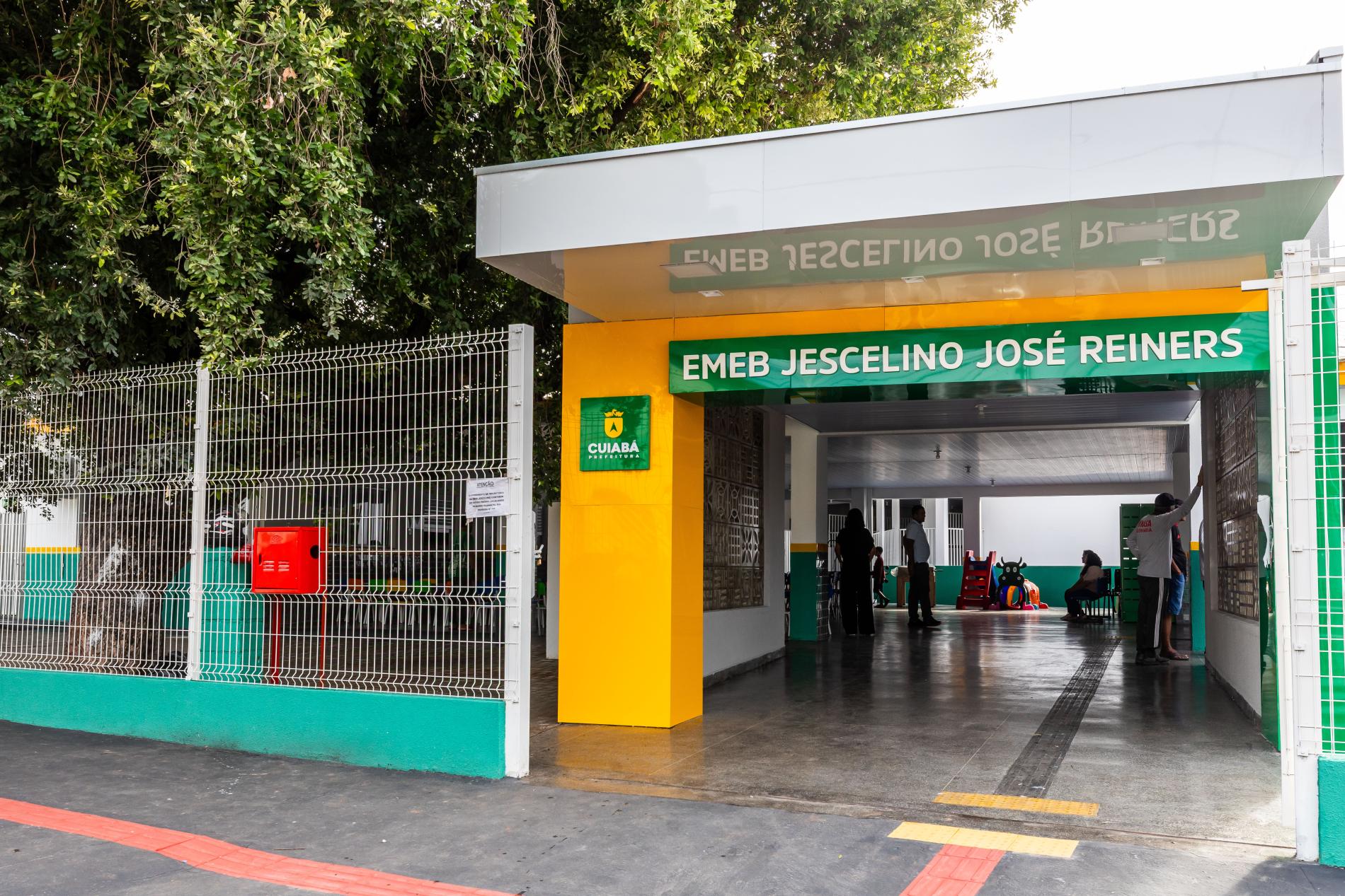 Prefeitura libera mais de R$ 2,5 milhões para manutenção das escolas municipais de Cuiabá