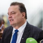Respeite o idoso, olhe com carinho, porque amanhã será você