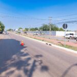 Prefeitura realiza operação tapa-buraco na região Pedra 90 durante ação de arborização em Cuiabá