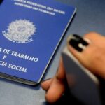 Governo muda regras de trabalho do comércio em feriado; veja como fica